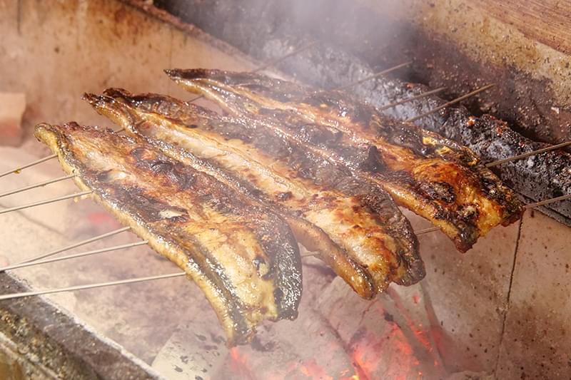 蒸さない炭火焼き製法